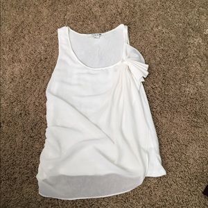 White tank